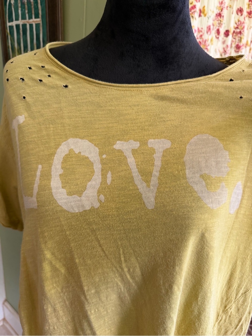 Magnolia Pearl love tee yellow - Picture 2 of 5